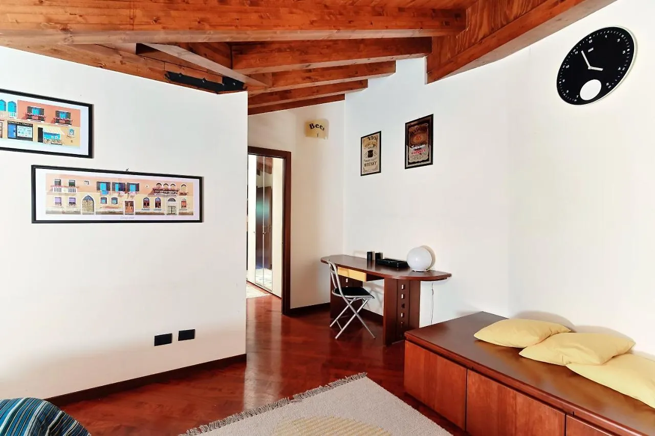Apartment Sunflower - By My Home In Como Lenno Italy